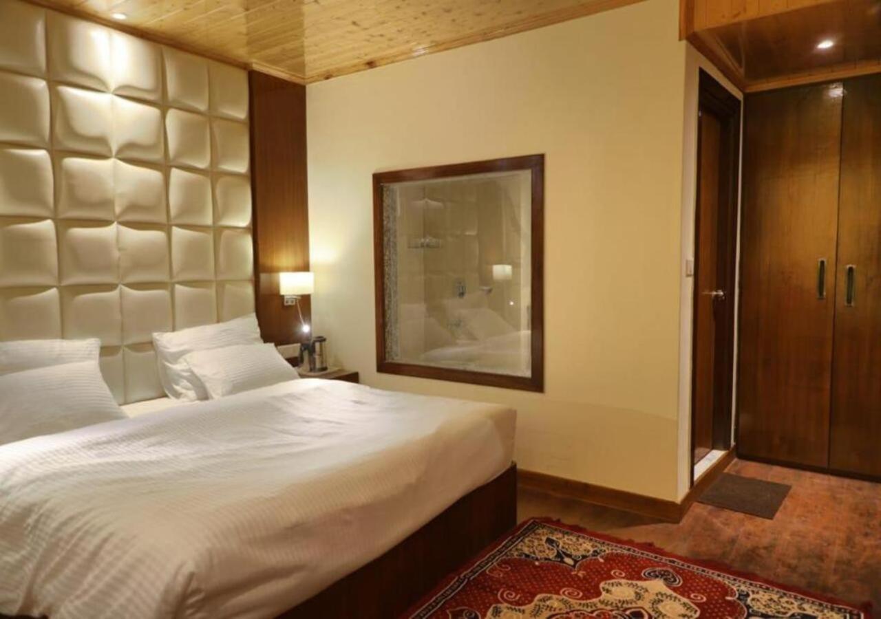 The Alpine Retreat Hotel Shimla Exterior foto