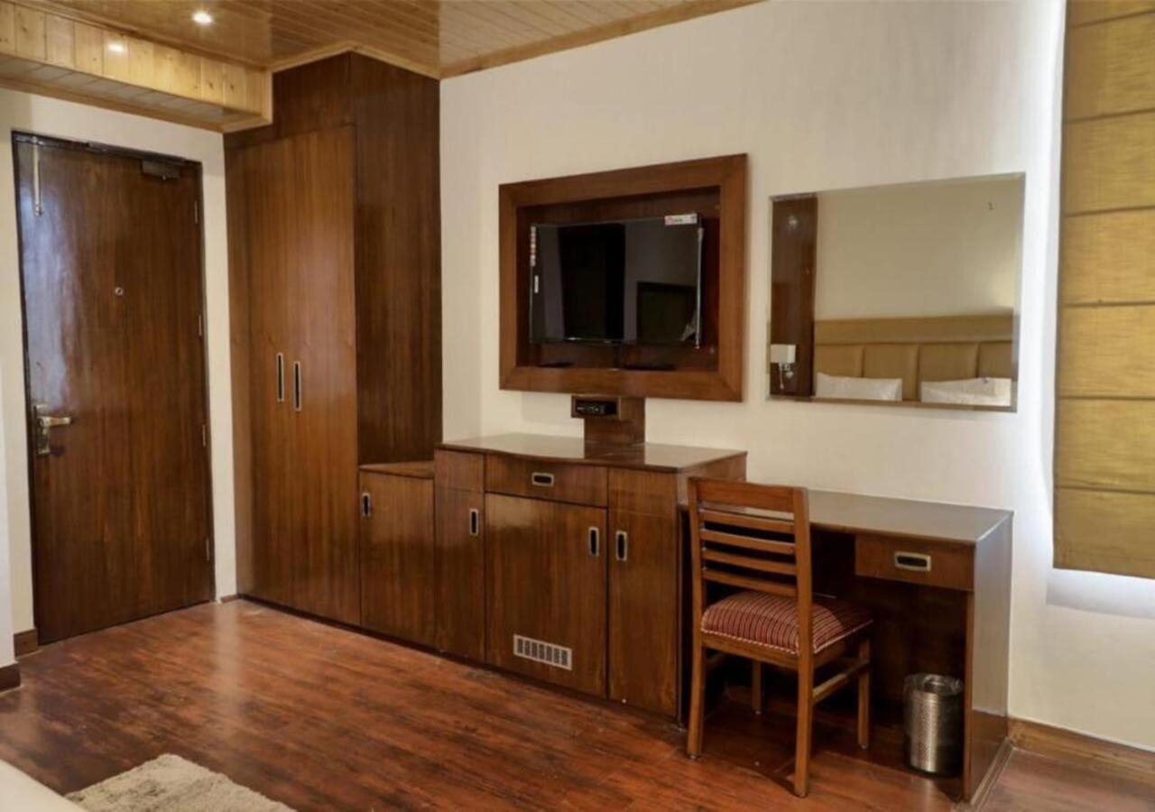 The Alpine Retreat Hotel Shimla Exterior foto